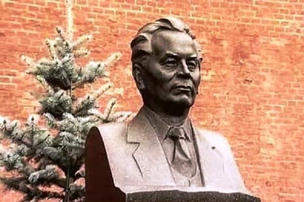 Как хоронили советских вождей