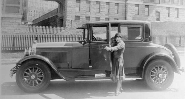 Девочка из Российской империи, ставшая «женским Аль Капоне»: история Полли Адлер — самой знаменитой содержательницы борделей Нью-Йорка