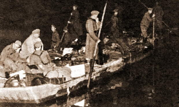 Снабжение немецкого плацдарма под Киришами осуществлялось только на лодках в тёмное время суток - Плацдарм раздора | Warspot.ru