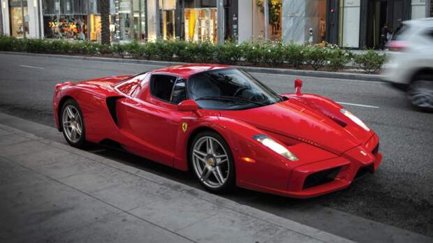 6. 2003 Ferrari Enzo (шасси 135440) $3 300 000 аукцион, олдтаймер, ретро автомобили