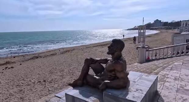 https://www.youtube.com/watch?v=J-CTZ1KEWLw Лето «подгорело» цены на «вторичку» в Евпатории, а теперь наступил спад