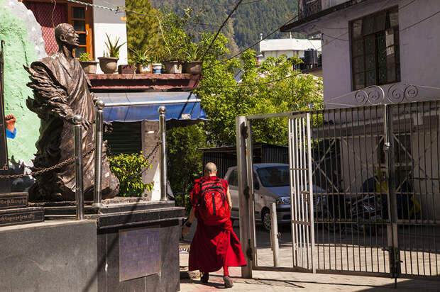 Город, в котором Далай-лама жил в изгнании