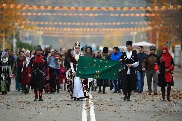 Празднование Дня образования Республики Адыгея в Майкопе. Фото с просторов интернета 
