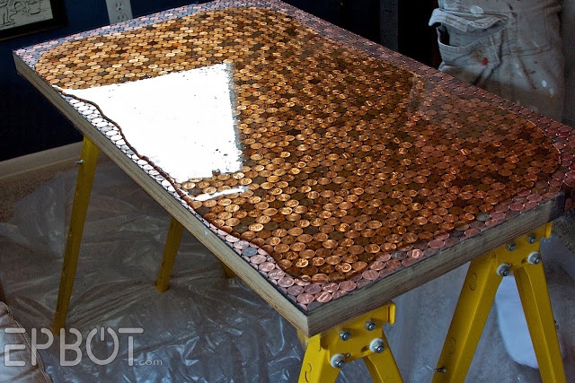 Столик из монет (Diy)