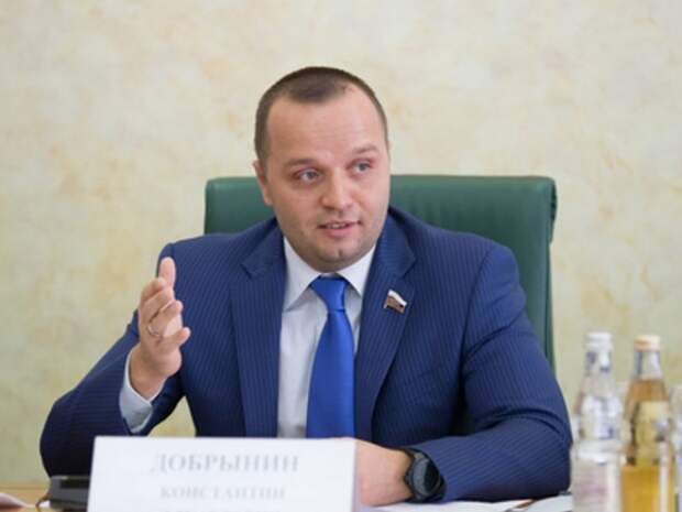 Российский сенатор Добрынин: геев необходимо уравнять в правах с гетеросексуалами