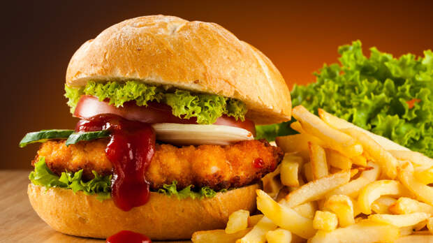 ZHarenyie-gamburgeryi-s-kartoshkoy-fri-v-duhovke