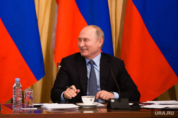 Визит Владимира Путина в Ханты-Мансийск, улыбка, путин владимир