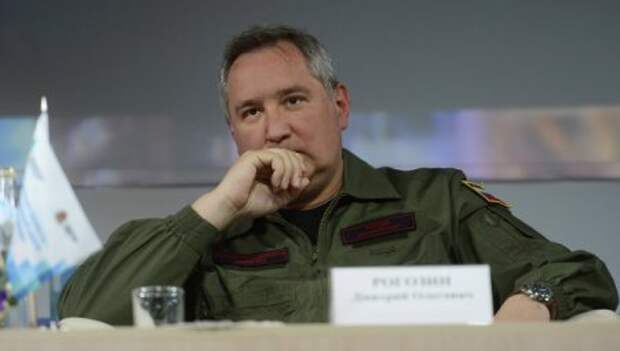 Рогозин "дал" имя российскому истребителю в ответ на Ан-178 "Бандера"