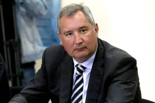 Рогозин: падение рубля выгодно скажется на оборонной промышленности Рогозин: падение рубля выгодно скажется на оборонной промышленности