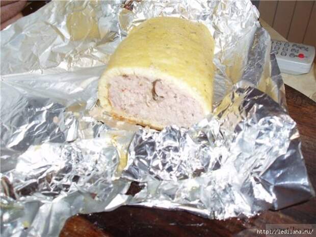 ОРИГИНАЛЬНЫЙ МЯСНОЙ РУЛЕТ В СЫРНОЙ КОРОЧКЕ