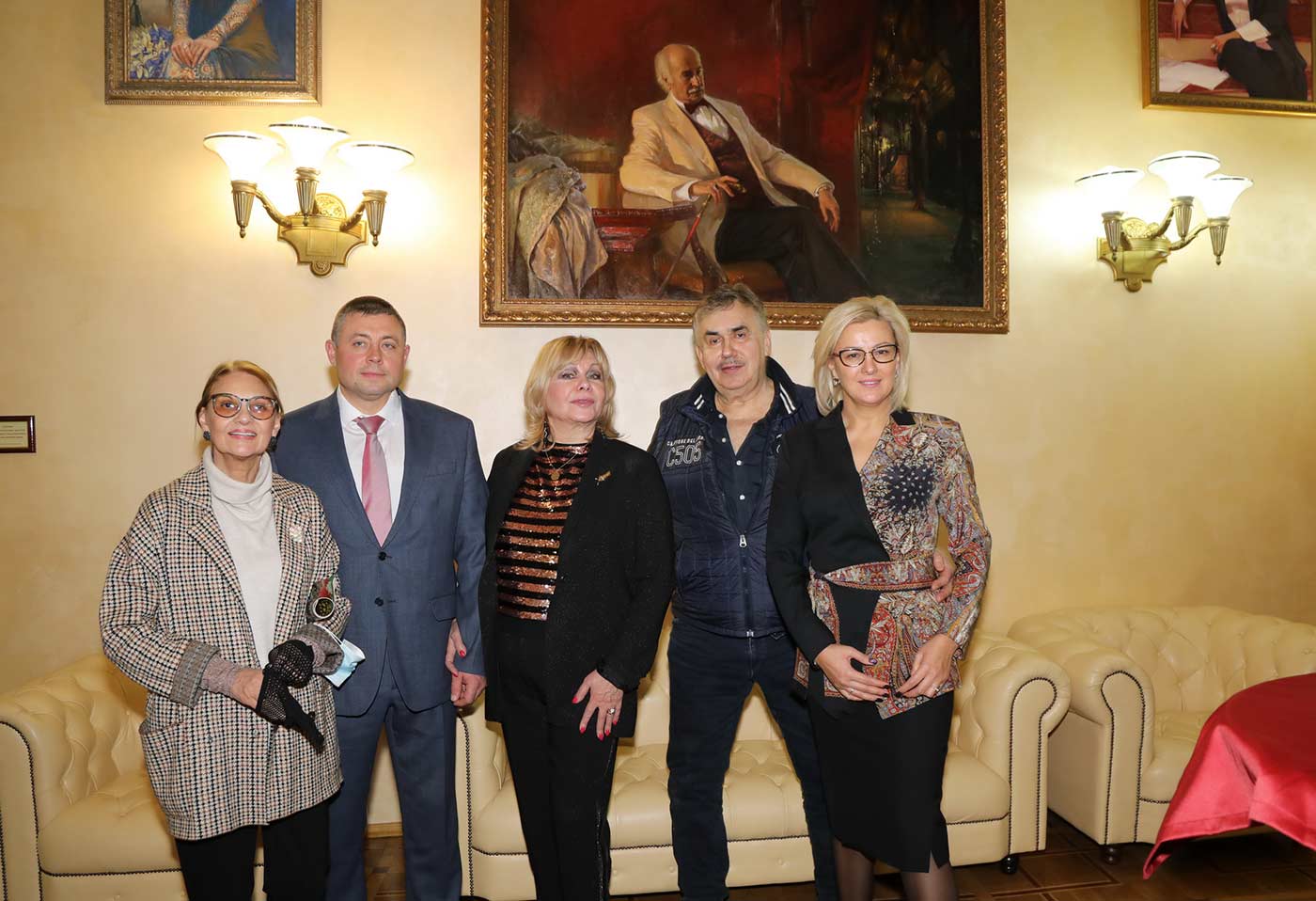 https://s5.cdn.eg.ru/wp-content/uploads/2020/12/zeld-kudryavceva-224040740.jpg