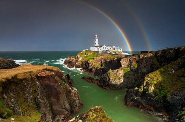 Радуга близ маяка на берегу Атлантического океана ирландия, история, факты