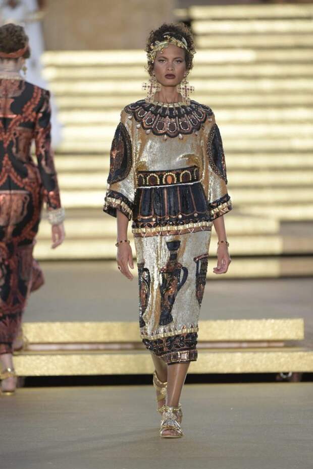 Эстетика Древней Греции на сицилийском показе Dolce & Gabbana Alta Moda