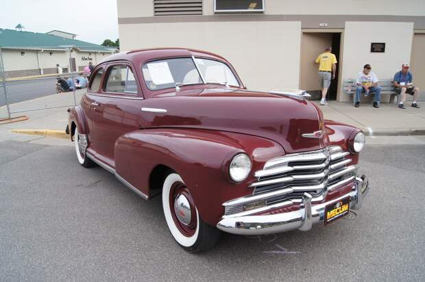 1946 год, Chevrolet Stylemaster Coupe. Автомобиль производился всего три года, с 1946 по 1948 год и не получил продолжения в виде второго поколения. 1946 год, Chevrolet Stylemaster Coupe. Автомобиль производился всего три года, с 1946 по 1948 год и не получил продолжения в виде второго поколения. chevrolet, автодизайн, красота