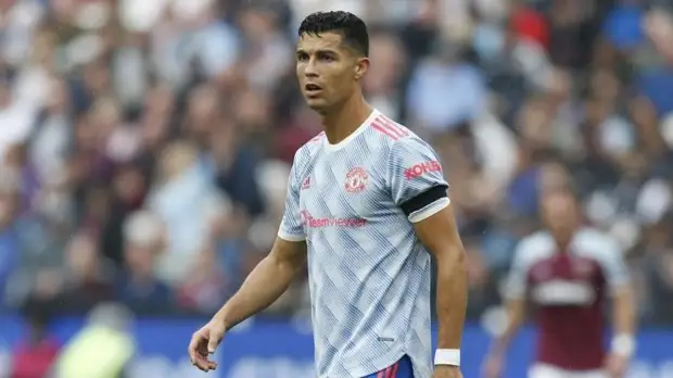 «Манчестер Юнайтед» не будет наказывать Роналду из-за того, что он летал в Португалию