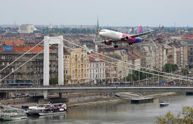 Самолёт Airbus A-321