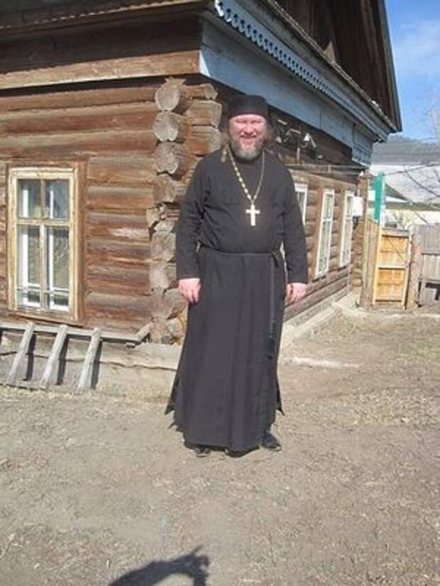 Священник Игорь Зырянов