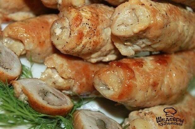 Свиные рулеты с грушами и грибами Свиные рулеты с грушами и грибами