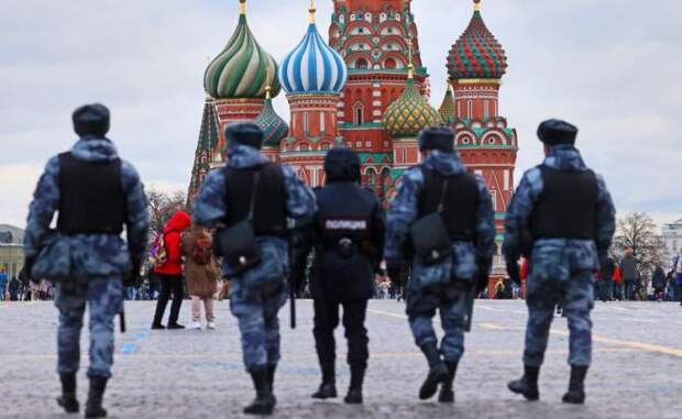 Куда уходят сотрудники из МВД — не знает никто. В бандиты не берут, ЧОПов на всех не наберешься