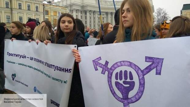 Закон о "сексе с распиской, или Где поставить подпись для интима: люди потеряли дар речи от нововведений Рады 
