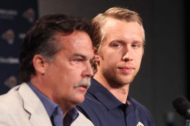QB-Nick-Foles-lands-two-year-extension-with-St-Louis-Rams