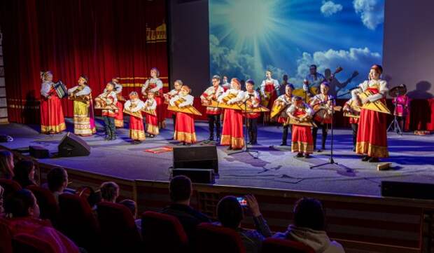 Около 400 детей стали участниками Пасхального фестиваля в Музее Победы
