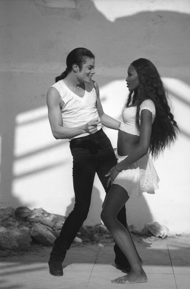 Майкл Джексон (Michael Jackson) и Наоми Кэмпбелл (Naomi Campbell) на съемках клипа In The Closet (1992), фотография 4