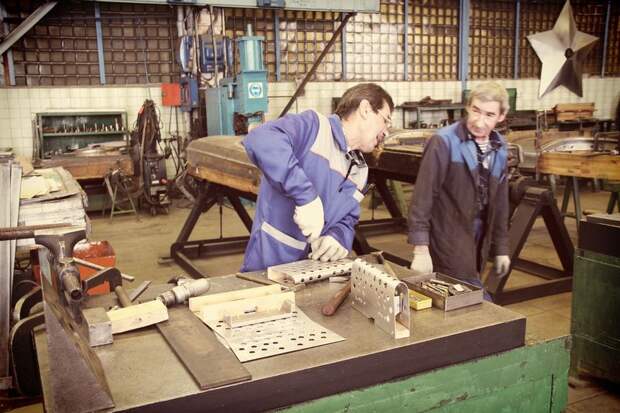 Как и для кого собирают лимузины ЗиЛ? (31 фото+видео)