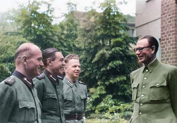12 мая 1945 года контрразведка СМЕРШ на территории Чехословакии арестовала бывшего советского генерала, затем военнопленного и, наконец, главу так называемой Русской освободительной армии (РОА) Андрея-2