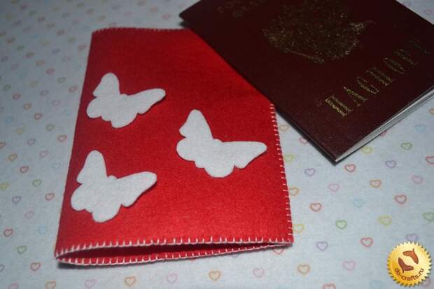 Oblozhku-na-pasport-svoimi-rukami 19