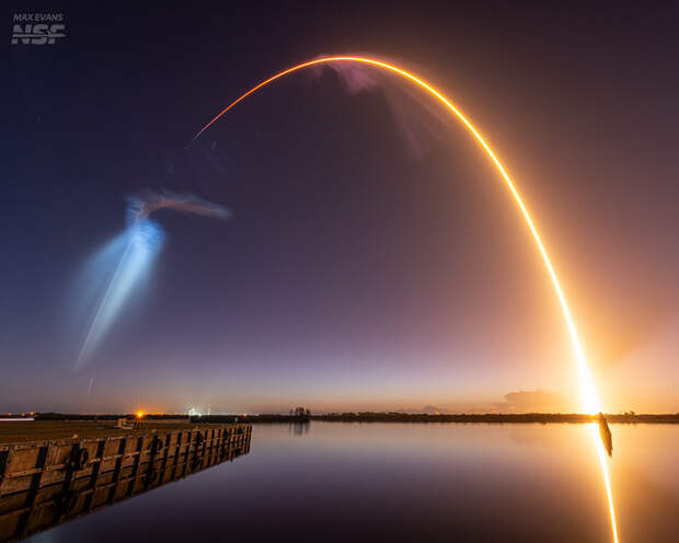 «Лучший запуск Starlink за всю историю». Появились зрелищные фото, сделанные при старте миссии Starlink 10-40