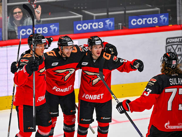 «Авангард» одержал четвертую победу кряду, разгромив «Барыс»