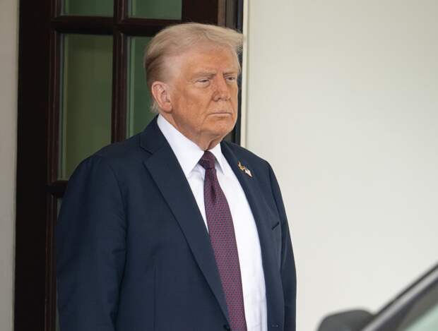 Трамп не исключил попытку США захватить иранский остров Харк