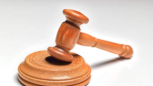 Обвиняемый в незаконном обороте оружия попытался сбежать из суда в Долгопрудном