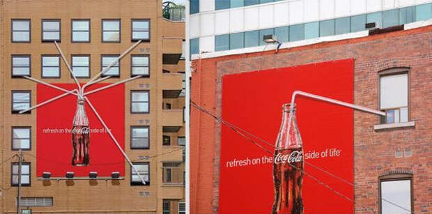 Реклама на зданиях Coca Cola