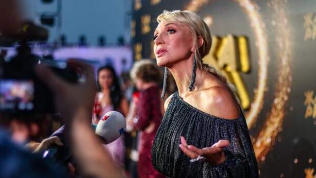 Муж пристыдил Кристину Орбакайте в бутике — пора начинать экономить