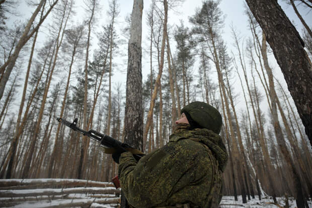 Ахматовец с позывным "Аид" заявил, что бойцы ВСУ задумали что-то непонятное