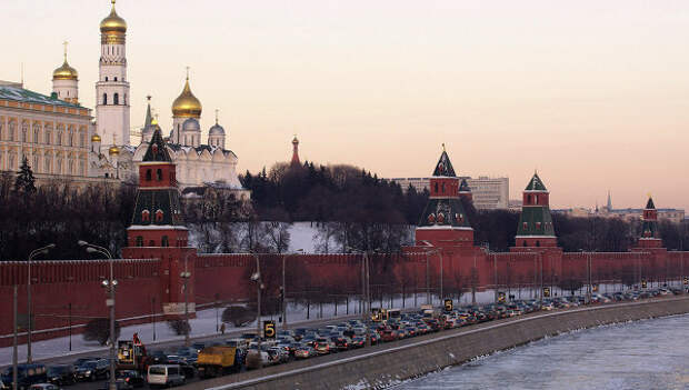 Вид на Московский Кремль зимой. Архивное фото Вид на Московский Кремль зимой. Архивное фото