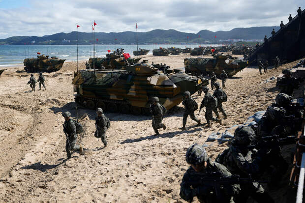 Армия Южной Кореи вновь начала стрельбы на полигонах рядом с границей с КНДР