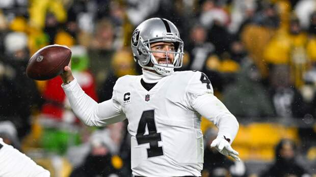 Derek Carr