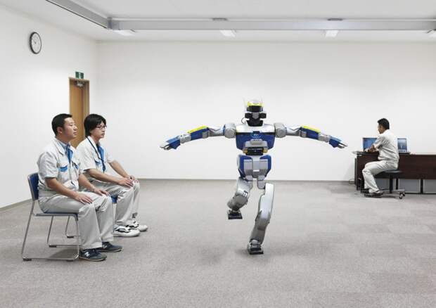 Повседневная жизнь японских роботов