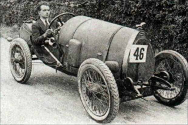 Флюиды от Bugatti (19 фото)