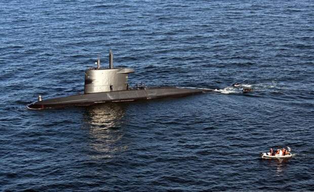 Экипаж подводной лодки ВМС Нидерландов прервал учения из-за заражения коронавирусом