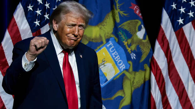 Трамп во время выступления спародировал кашель Байдена