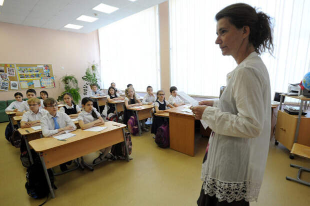 Нужно ли задавать самостоятельные после каникул: что говорят учителя и закон