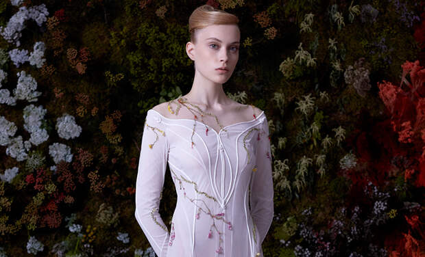 От Edem до Alexander Terekhov: лукбуки новых коллекций российских дизайнеров