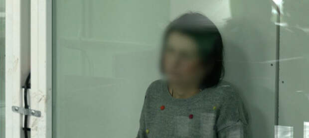 «Наговорила, но не на 10 лет». В Чернигове приговорили к тюремному заключению сотрудницу суда за поддержку РФ и высмеивание могил ВСУ