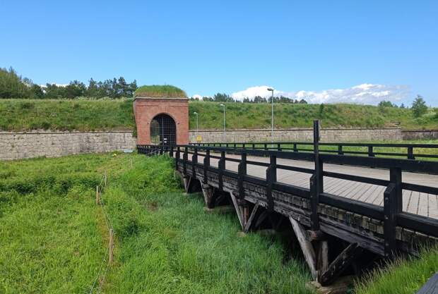 В Финляндии русскую крепость XVIII века купили за один евро