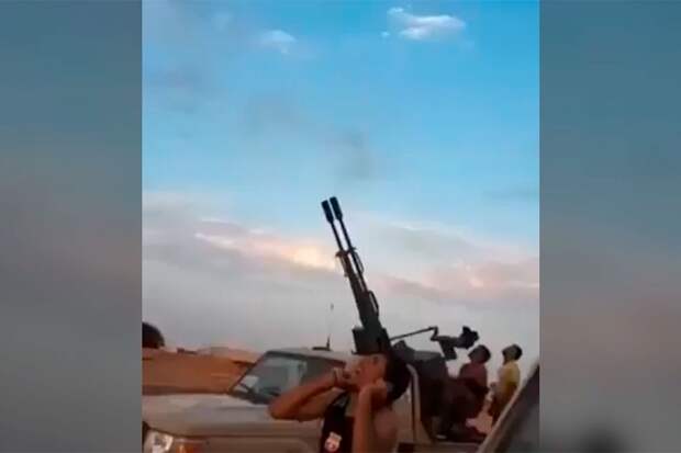 Штурмовик A-10 хотели сбить из "рогатки", попытку перехвата сняли на видео