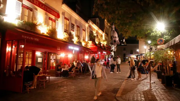 Во Франции за сутки выявлено более 45 тысяч случаев коронавируса